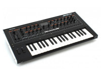 <b>Roland JUPITER-XM VINTAGE SOUNDS</b> 4000 Sons + 90 Kits Bateria + Bluetooth <b>Roland JUPITER-XM VINTAGE SOUNDS</b> 4000 Sons + 90 Kits Bateria + Bluetooth